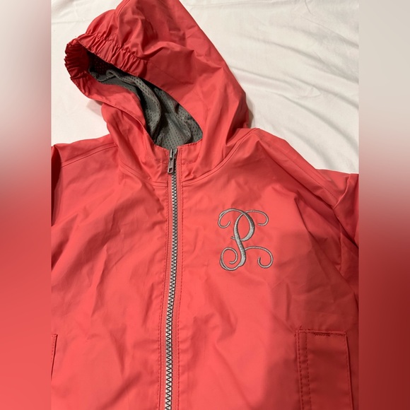 Monogramed P size 3t coral pink rain coat - Picture 2 of 3